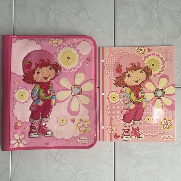 Strawberry Shortcake Binder and Folder Set - Picture 1 of 15